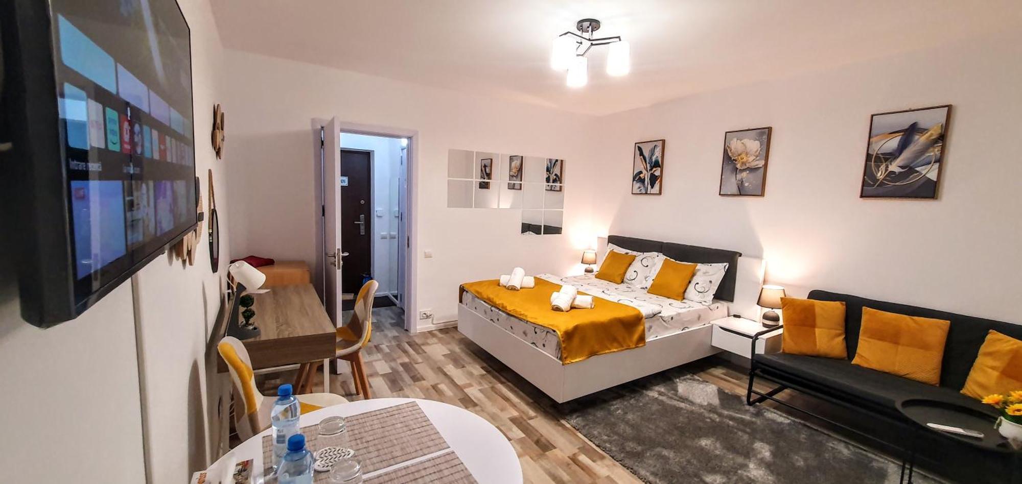 The Yellow King - Luxurious Apartment Bucarest Esterno foto